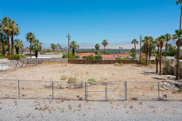0 Treasure Trail, Cathedral City CA: https://media.crmls.org/mediaz/ddf1f7b7-5057-4314-b10f-8622d7ae217c.jpg