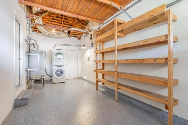 560 6th Avenue, Menlo Park CA: https://media.crmls.org/mediaz/ddf22261-9d0b-4c0a-ad84-634e8785270d.jpg