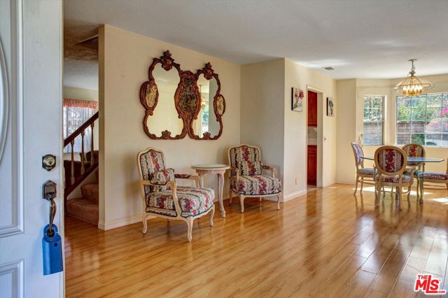 350 Foxboro Drive, Walnut CA: https://media.crmls.org/mediaz/ddf296fa-0316-46e5-a1af-94950c686d1e.jpg
