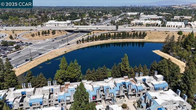 1063 Foxchase Dr, San Jose CA: https://media.crmls.org/mediaz/ddf34685-6a1e-44f8-a8a2-9e27535b0e35.jpg