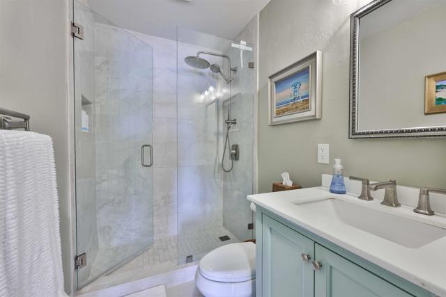 Detail Gallery Image 20 of 21 For 810 D Avenue, Coronado,  CA 92118 - 2 Beds | 1/1 Baths