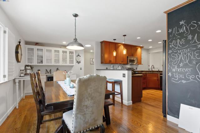 166 Ramona Rd, Danville CA: https://media.crmls.org/mediaz/ddf66afc-4972-45f3-a369-b4861d2a4749.jpg