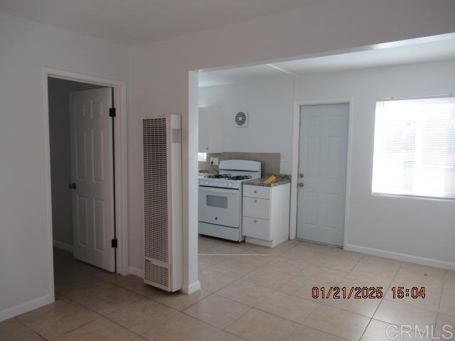 Image 6 of 12 For 580 Glover Avenue B