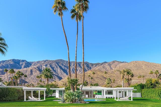 2622 S Calle Palo Fierro, Palm Springs CA: https://media.crmls.org/mediaz/ddfb022f-1ef9-4901-ba58-f70843743562.jpg