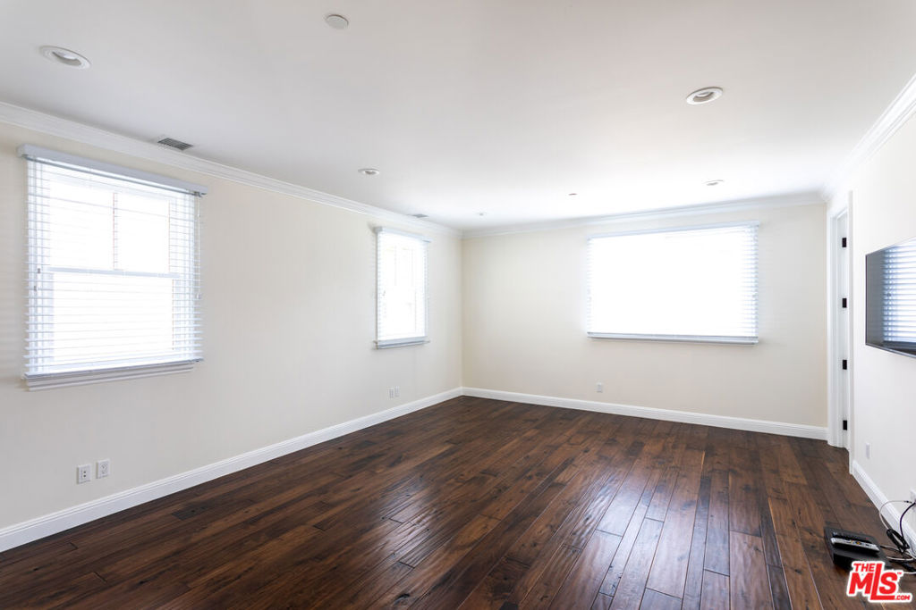 MLS #26864943 image #25