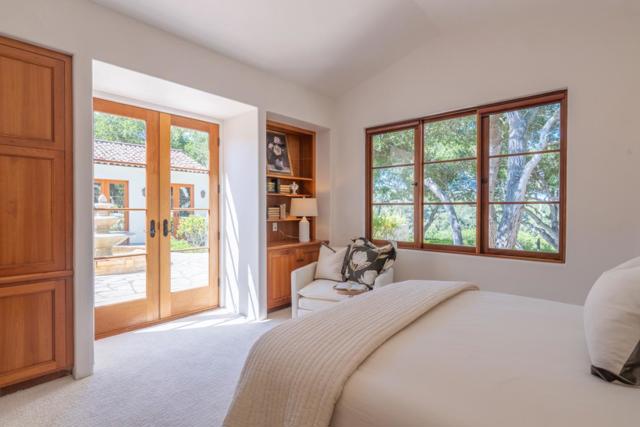 11725 Camino Escondido Road, Carmel Valley CA: https://media.crmls.org/mediaz/ddfc2887-f74d-4fe7-bf9b-5c4c995b47f8.jpg