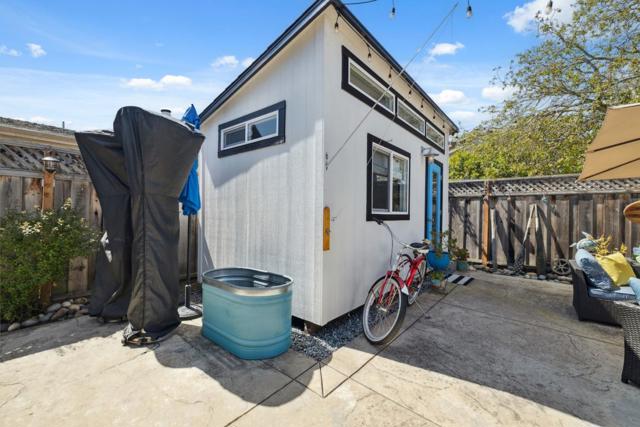 Image 37 of 82 For 711 Darwin Street