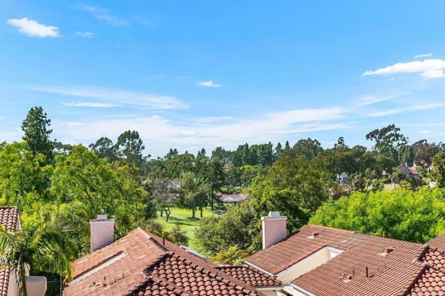 1265 Camino Lorado, San Marcos CA: https://media.crmls.org/mediaz/ddfc9527-6f38-4af9-93af-97c6f1f887b3.jpg