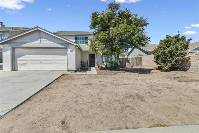 1037 Vista Avenue, Soledad CA: https://media.crmls.org/mediaz/ddfcab84-7b92-4ab3-92c5-540fea647dce.jpg