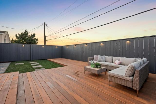 80 Highland Avenue, Daly City CA: https://media.crmls.org/mediaz/ddfe1bfc-b50c-4645-972e-2d9a1e845bc2.jpg