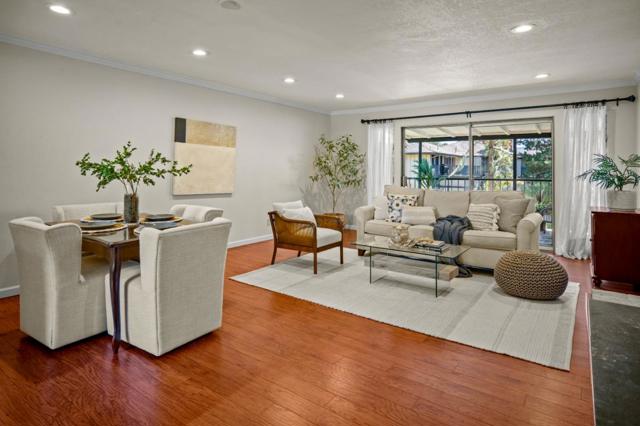 125 Del Mesa Carmel, Carmel CA: https://media.crmls.org/mediaz/ddff6d50-8929-40e9-89e0-fa22173fa2af.jpg