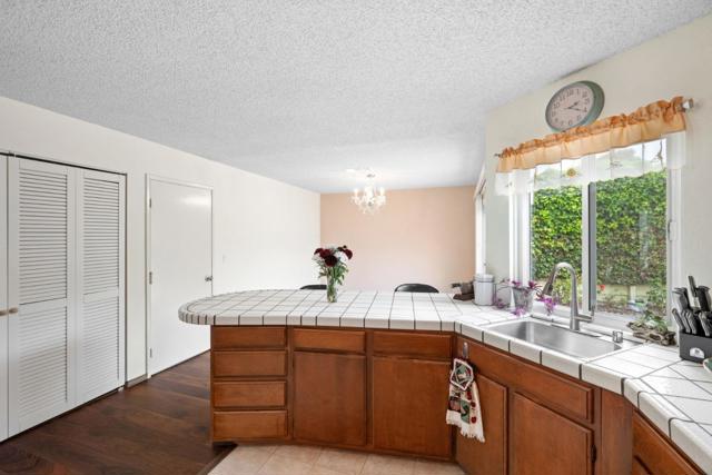 1527 Hawser Lane, Half Moon Bay CA: https://media.crmls.org/mediaz/ddffa8fa-9eb5-4d14-9695-04700794f47f.jpg
