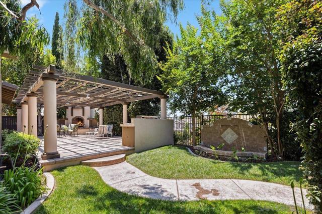 6839 Helenite Pl, Carlsbad CA: https://media.crmls.org/mediaz/ddffae55-8e7c-44d0-bc75-d5e8aba71076.jpg