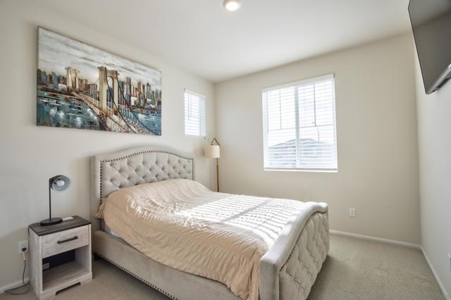 32932 Gelder Cir, Menifee CA: https://media.crmls.org/mediaz/de0083cc-518e-4f5a-a2fb-c34f1c873568.jpg