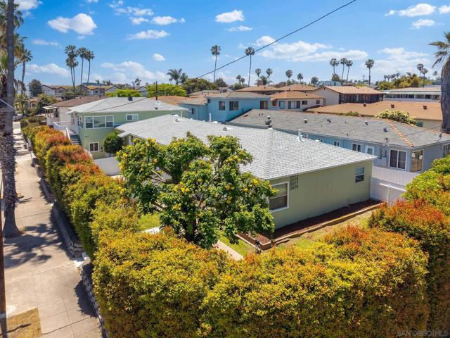 2073 79 Reed Ave, San Diego CA: https://media.crmls.org/mediaz/de020e7c-e96c-4f21-9432-f88bf43a4e4a.jpg