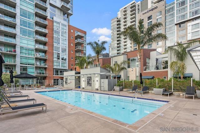 800 The Mark Ln, San Diego, California 92101, 2 Bedrooms Bedrooms, ,2 BathroomsBathrooms,Condominium,For Sale,The Mark Ln,250019820SD