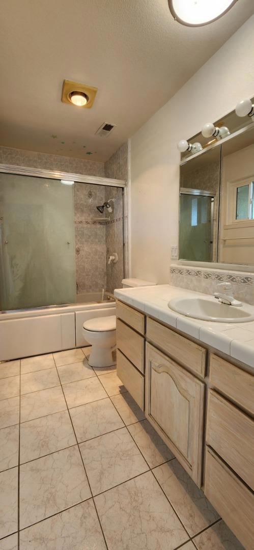 125 Drysdale Drive, Los Gatos CA: https://media.crmls.org/mediaz/de036c9d-ae59-4422-9863-4e76f6d1263c.jpg