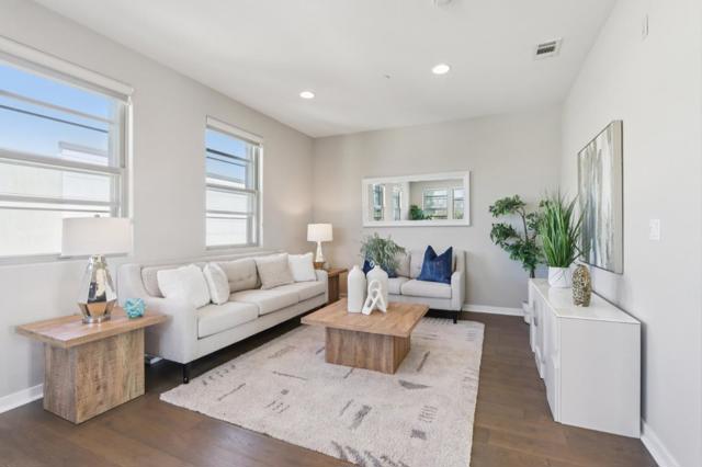 951 Arrowleaf Place, San Jose CA: https://media.crmls.org/mediaz/de03ab00-5eb7-408b-bb7a-dba248cb27bb.jpg