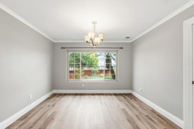 Detail Gallery Image 13 of 35 For 391 via Almansa, Encinitas,  CA 92024 - 4 Beds | 3 Baths