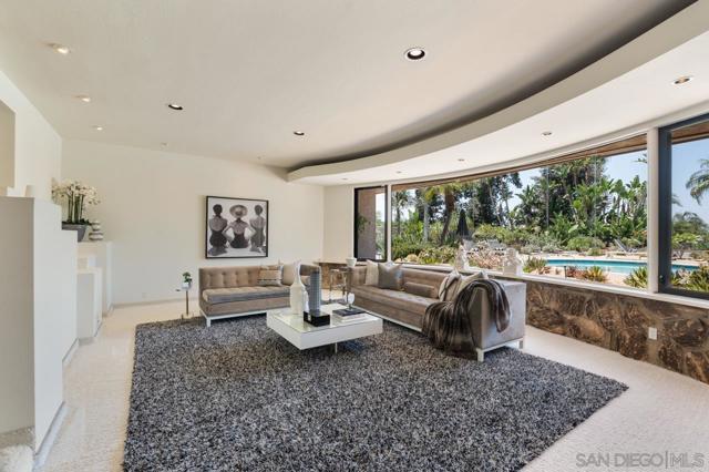 11020 Horizon Hills Dr, El Cajon CA: https://media.crmls.org/mediaz/de04ad8b-3863-4fb1-a062-5224668d2b6e.jpg