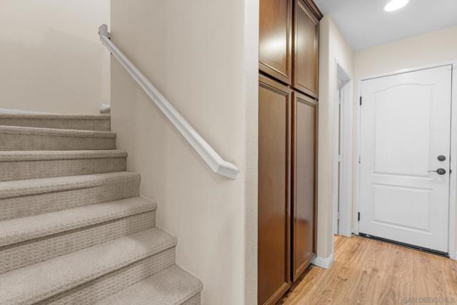 17071 Calle Trevino, San Diego CA: https://media.crmls.org/mediaz/de04d8c8-3248-49ad-8aa5-86ec0d432c36.jpg