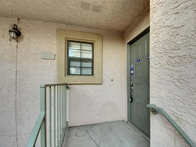 12059 Alta Carmel Ct, San Diego CA: https://media.crmls.org/mediaz/de052633-64d8-4919-8aee-948755667e09.jpg
