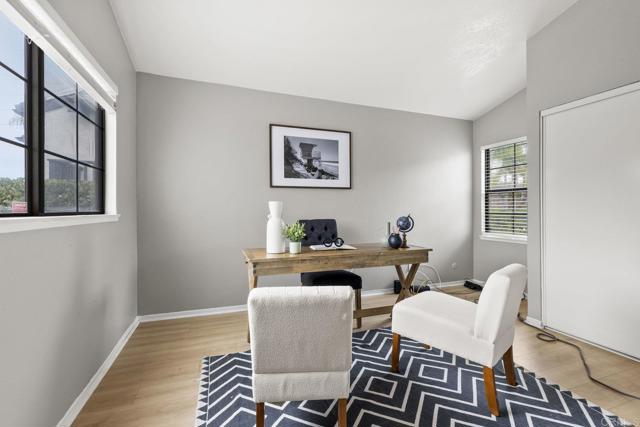 Detail Gallery Image 14 of 45 For 7012 Goldenrod Way, Carlsbad,  CA 92011 - 3 Beds | 2/1 Baths