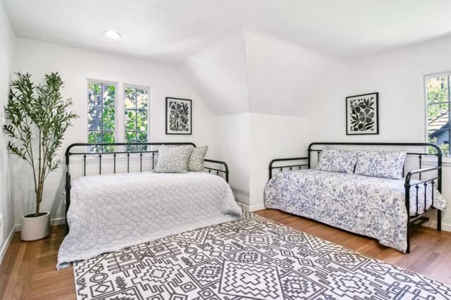 1716 Fulton Street, Palo Alto CA: https://media.crmls.org/mediaz/de058959-8e2d-4fec-bb20-d2f868fcfaa0.jpg