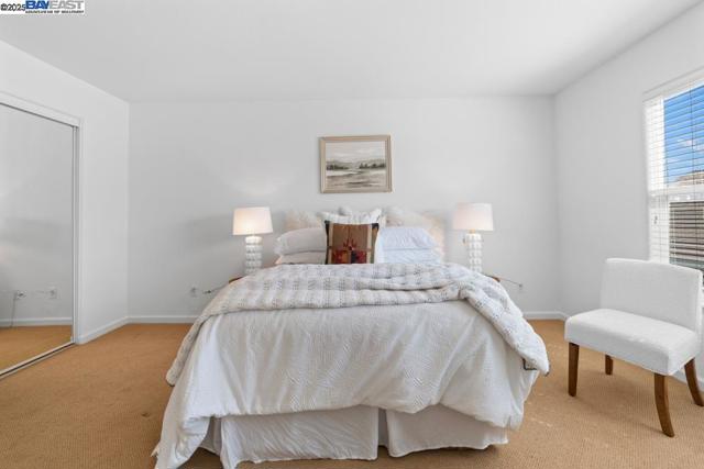 1525 Whispering Oaks Way, Pleasanton CA: https://media.crmls.org/mediaz/de05905f-a212-46b8-90cc-f1e7d4ab1d26.jpg