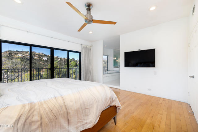 Detail Gallery Image 24 of 36 For 363 Patrician Way, Pasadena,  CA 91105 - 3 Beds | 3/1 Baths