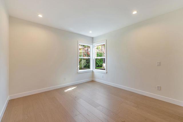 529 Hobart Avenue, San Mateo CA: https://media.crmls.org/mediaz/de06e0de-0913-4a57-99d6-24d38152ff3b.jpg