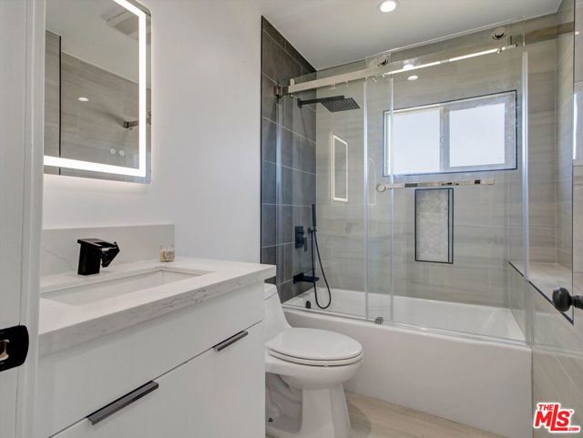 10315 Condon Avenue photo 24