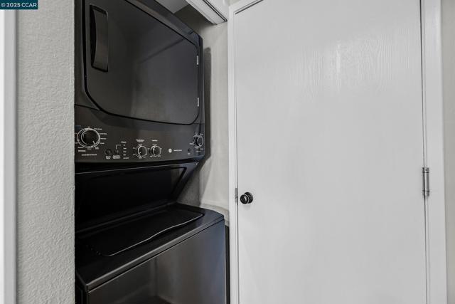 5727 Cutter Loop, Discovery Bay CA: https://media.crmls.org/mediaz/de087c04-d5ad-4a60-a8b6-e6ca4248d1cd.jpg