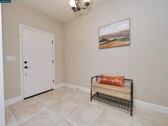 335 Suez Canal Lane, Sacramento CA: https://media.crmls.org/mediaz/de0afc06-4f9f-4858-9320-3ee0df4e6c22.jpg