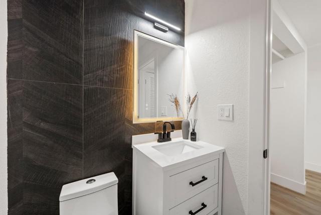 2044 Voss Park Lane, San Jose CA: https://media.crmls.org/mediaz/de0b5bf7-71ed-479c-b858-53730f7d28b5.jpg