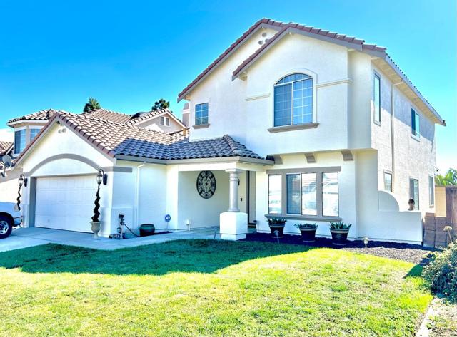 1243 De Cunha Court, Salinas CA: https://media.crmls.org/mediaz/de0bd6c8-0125-4f82-b79e-504da6d8fc86.jpg