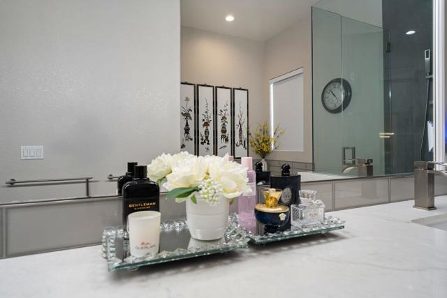 44580 S Heritage Palms Drive, Indio CA: https://media.crmls.org/mediaz/de0d5825-4bfb-43e5-bb7b-5b0e397673a2.jpg