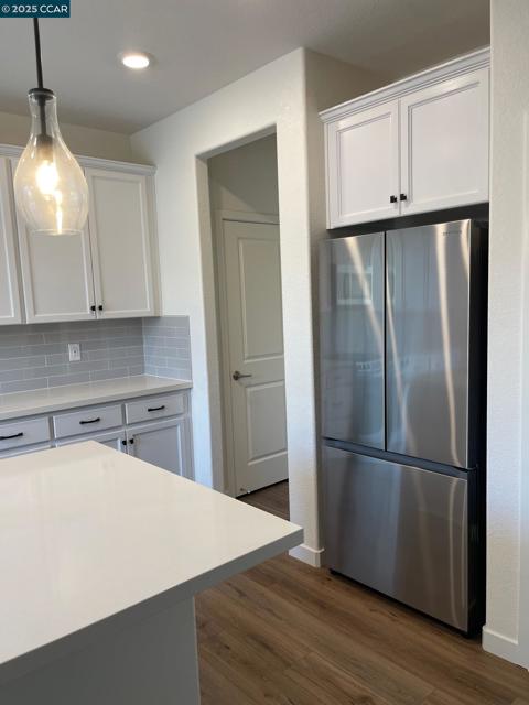 4786 Cantrell Dr, Folsom CA: https://media.crmls.org/mediaz/de0d7a54-865c-4584-a15f-fa37035e0bed.jpg