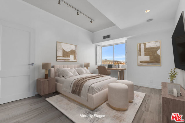 1155 N La Cienega Boulevard, West Hollywood CA: https://media.crmls.org/mediaz/de0ee263-e479-4b07-928c-4d017032f67f.jpg