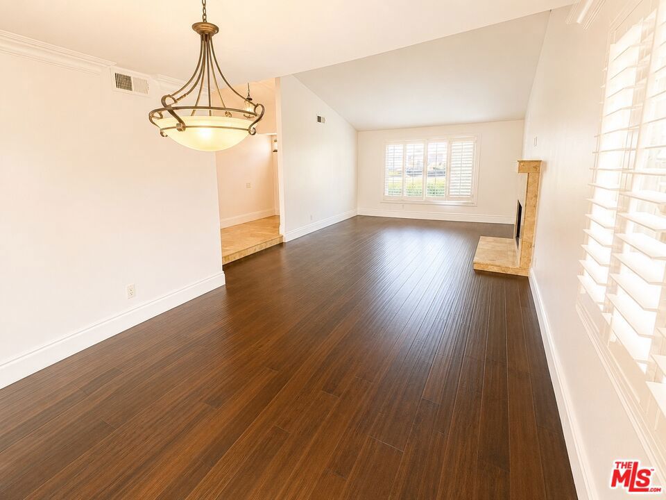 MLS #26860145 image #26