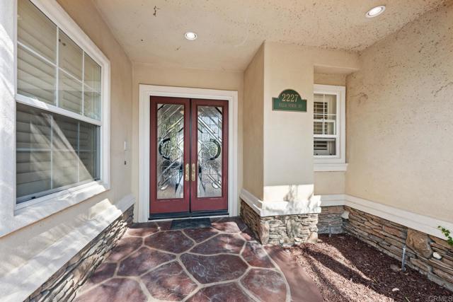 2227 Villa Verde Road, Escondido CA: https://media.crmls.org/mediaz/de10a7de-7de2-4b53-874d-e3391310476d.jpg
