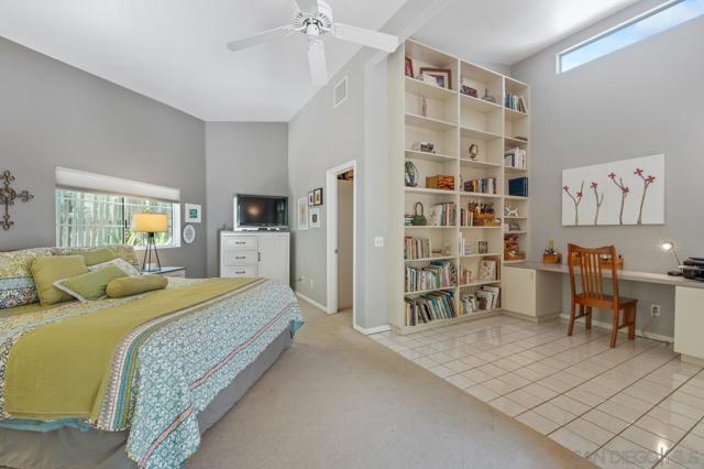 5490 New Mills Rd, San Diego CA: https://media.crmls.org/mediaz/de10ad5c-4796-4ce7-a1c9-0598b2706431.jpg