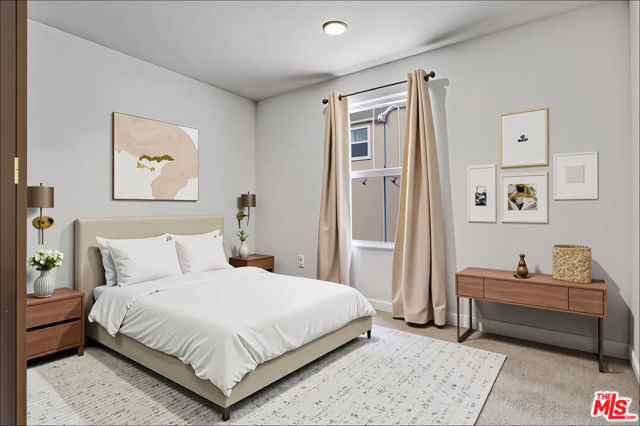 513 Heritage Valley Pkwy, Fillmore CA: https://media.crmls.org/mediaz/de10e34c-2c88-47b1-84cc-ee2c2351903d.jpg