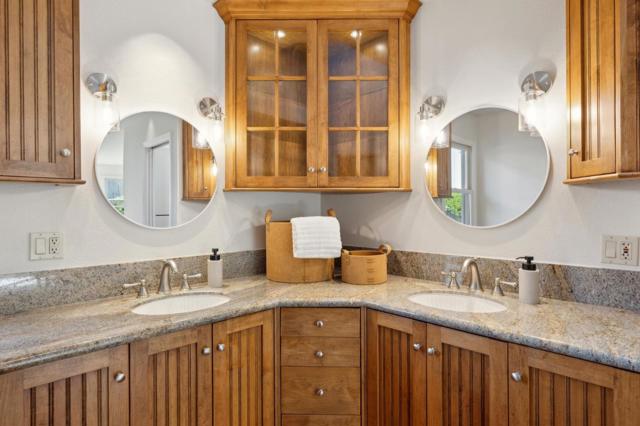 28064 Heron Court, Carmel CA: https://media.crmls.org/mediaz/de117d8e-b42e-4350-829c-f7c579fa69ed.jpg