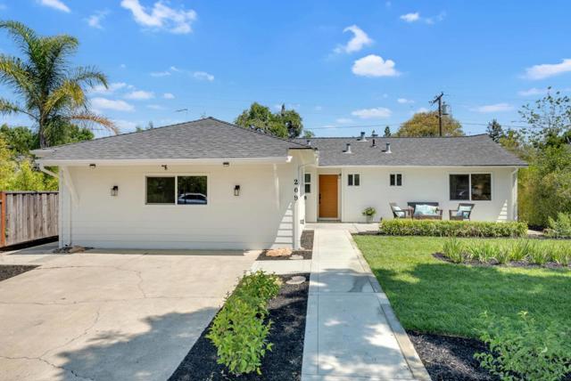 209 Nob Hill Way, Los Gatos CA: https://media.crmls.org/mediaz/de130cb6-2776-4864-a1f8-be2c13f9fc2c.jpg