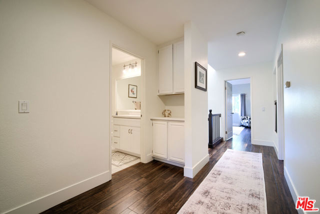 52 Carriage Hill Lane, Laguna Hills CA: https://media.crmls.org/mediaz/de13e5ec-f58f-4016-9664-2e9815674efd.jpg