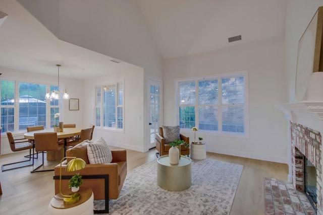 2543 Daisy Ln, Fallbrook CA: https://media.crmls.org/mediaz/de141d4e-4330-4f0b-91d3-6c32fc53e315.jpg