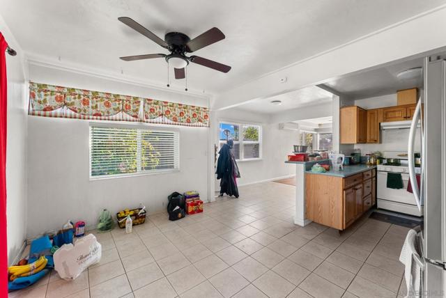 Image 30 of 33 For 2074 El Dora St