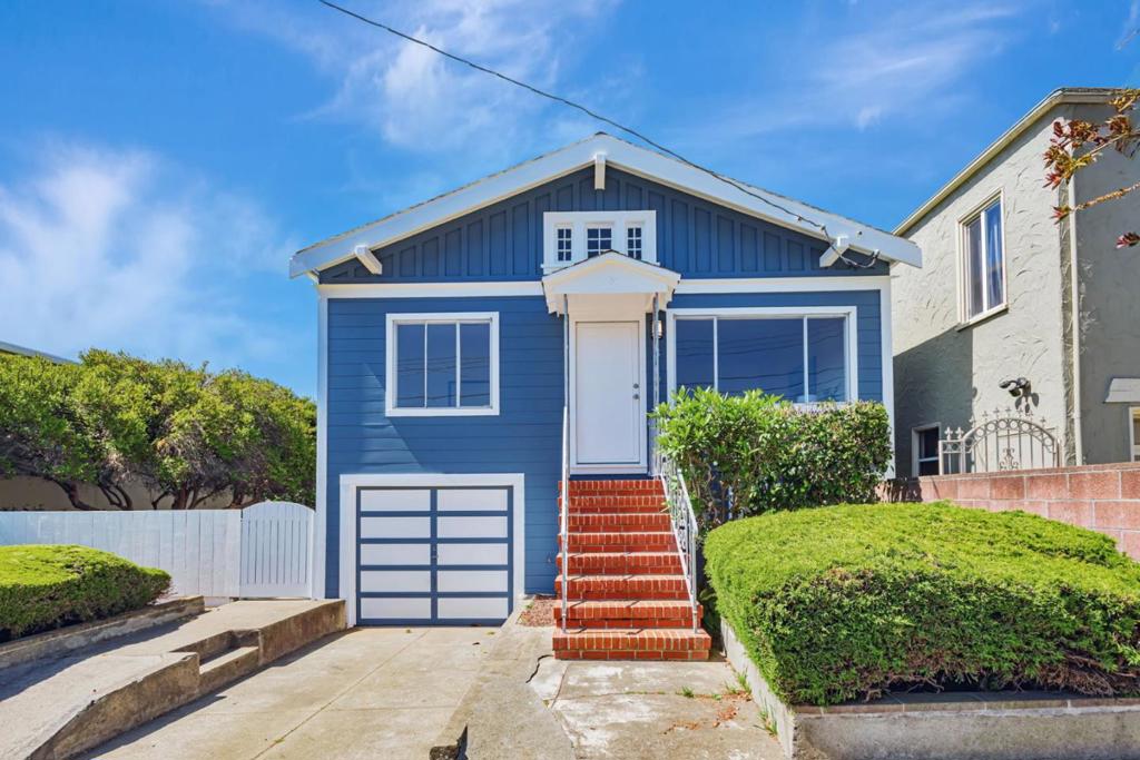 315 California Avenue