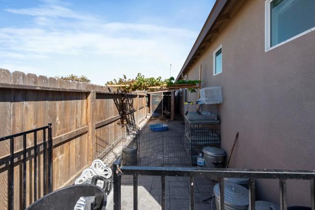 2141 Wildflower Drive, Hollister CA: https://media.crmls.org/mediaz/de159b32-7add-4426-8ff0-db5589c325bc.jpg